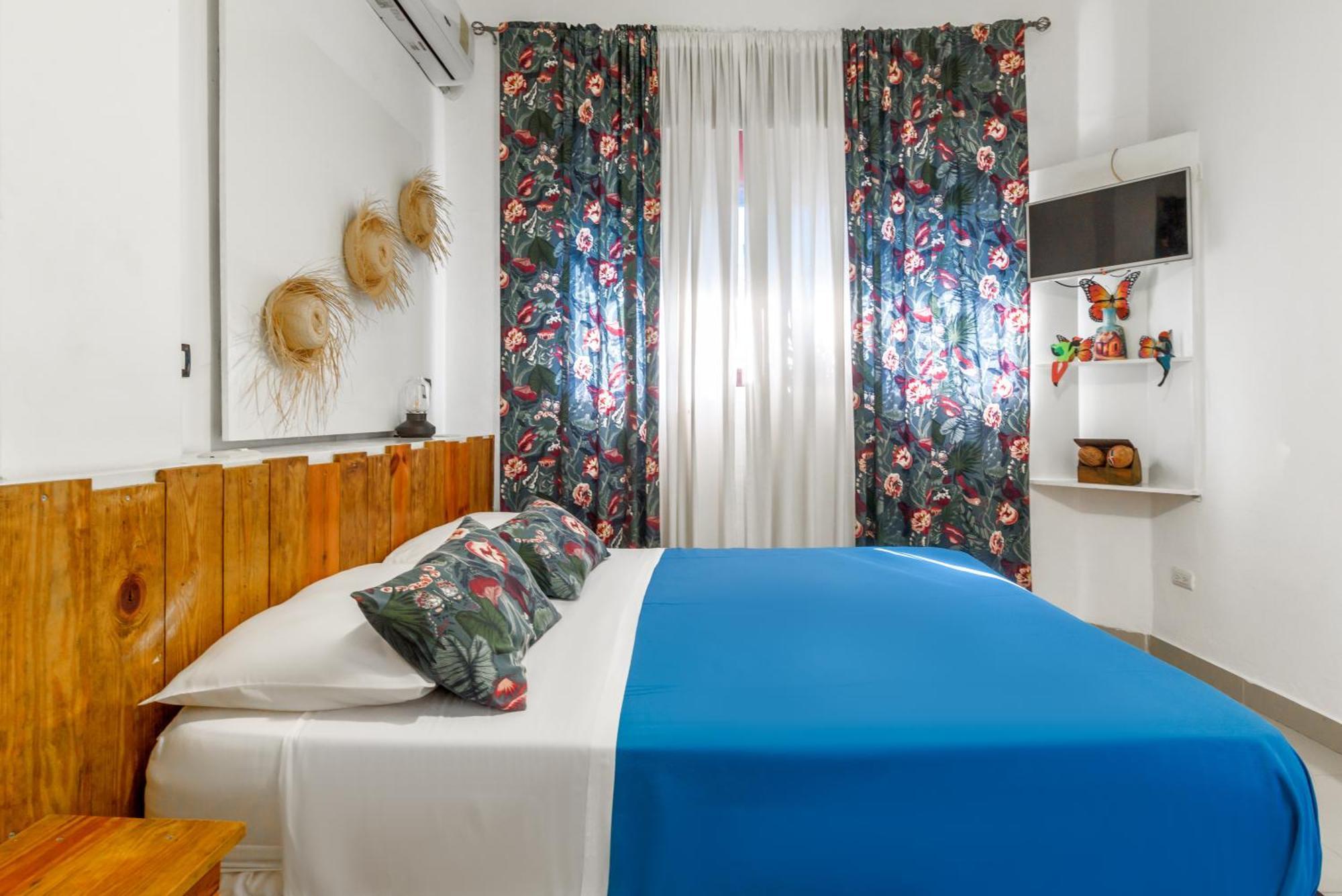 Hostal Mama Mambo - Zona Colonial Santo Domingo Ngoại thất bức ảnh